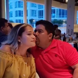 Meet your Posher, Lina